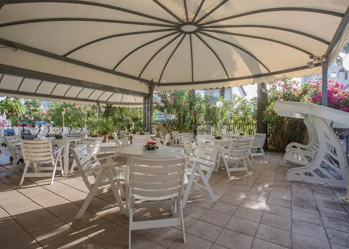 Hotel Dover Rooms & Coffee Adults Friendly Cervia