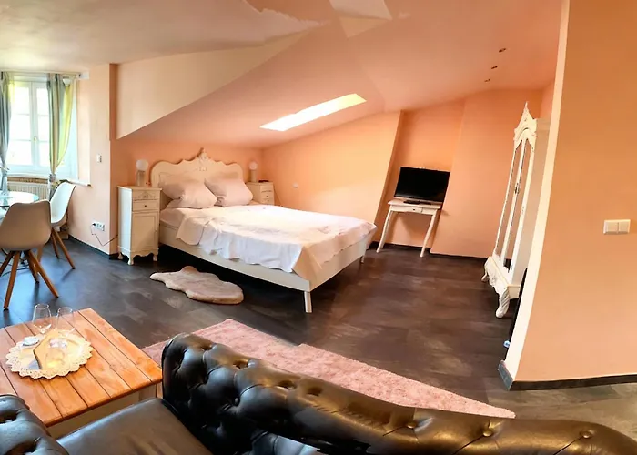 Weingut Mathis Apartment 1 Burgblick
