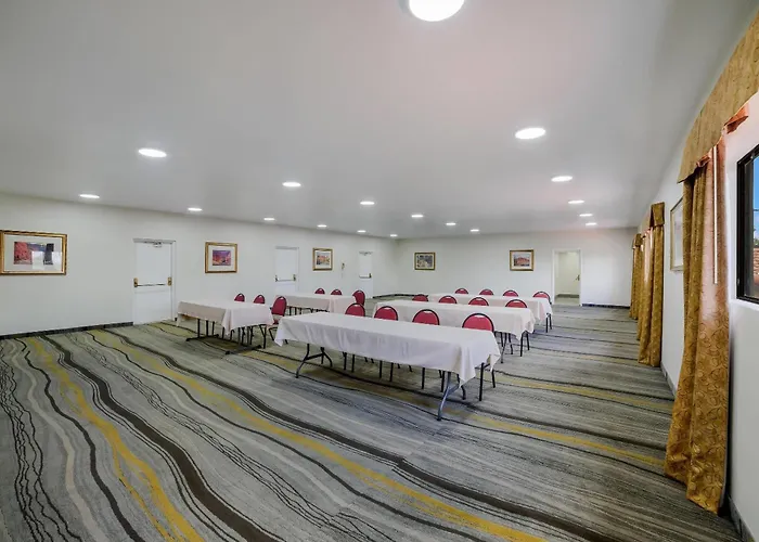 Quality Inn & Suites Goodyear - Phoenix West