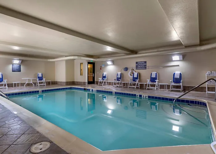 Comfort Suites Golden West On Evergreen Parkway