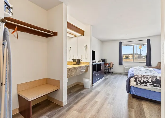 Rodeway Inn & Suites Nampa