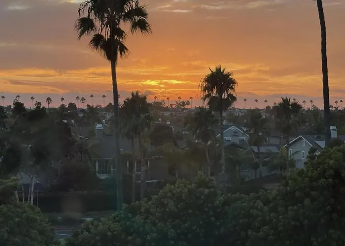 Holiday Inn Express Hotel & Suites Carlsbad Beach By Ihg