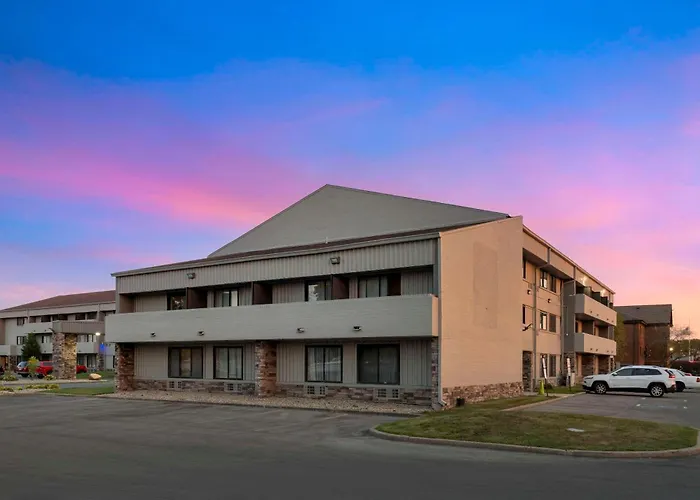 Comfort Inn & Suites Indianapolis Northwest - College Park