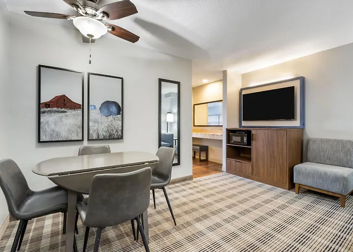 Americinn By Wyndham Valley City Conference Center
