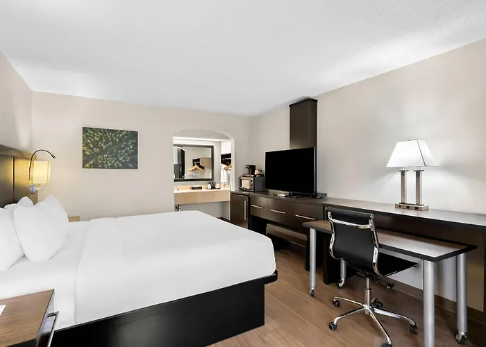 Quality Inn & Suites Monticello