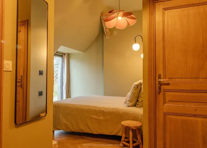 La Grange De Léonie, Chambres d'hôtes avec Piscine et Spa Méry-sur-Cher
