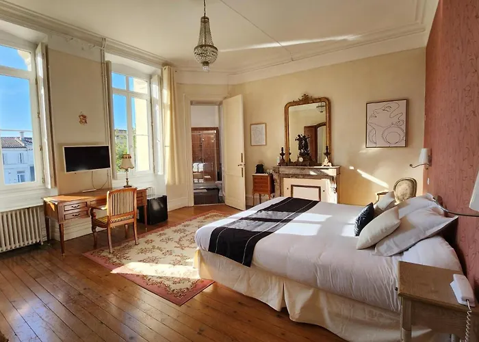 Chateau Pontet d'Eyrans&Spa