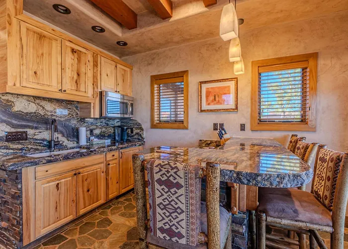 Cougar Ridge Resort