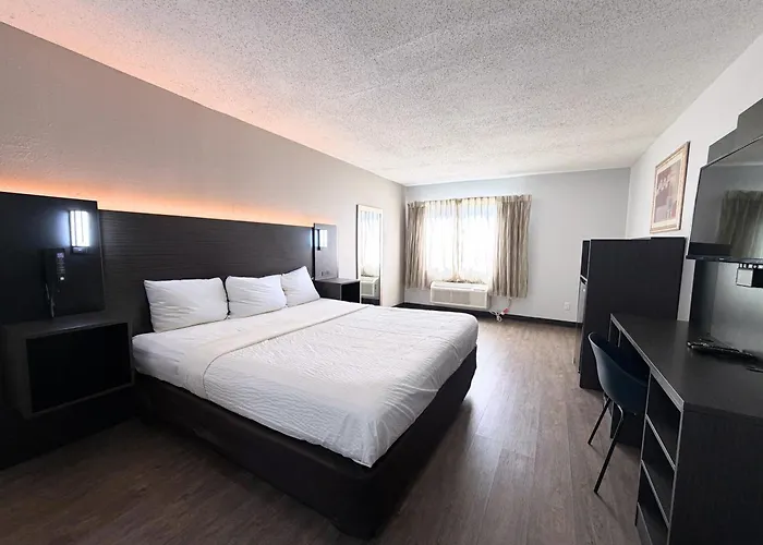Motel 6 Elkhart, In