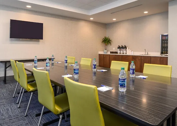 Holiday Inn Express & Suites - Wildwood - The Villages By Ihg