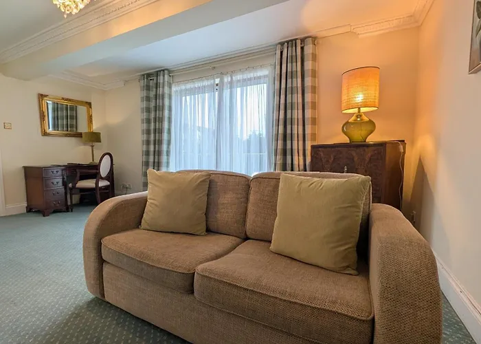 The Walnut Tree Hotel