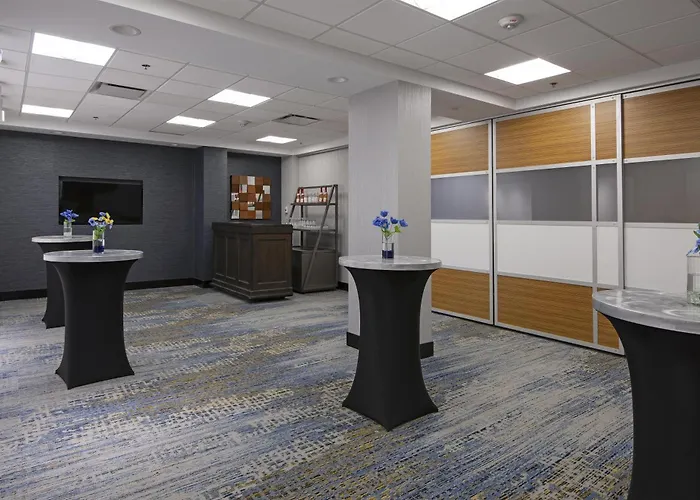 Doubletree By Hilton West Edmonton