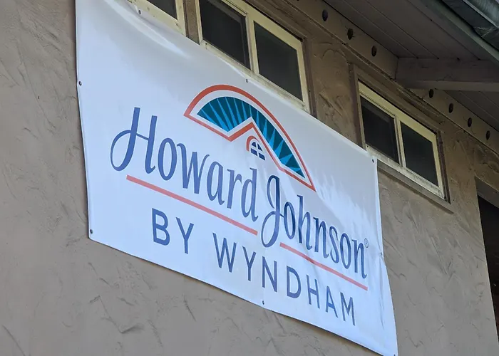 Olive Tree Inn & Suites, A Howard Johnson By Wyndham