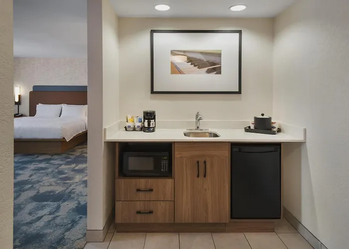 Hampton Inn & Suites Greenfield