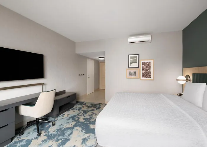 Alameda Dog Friendly Hotels