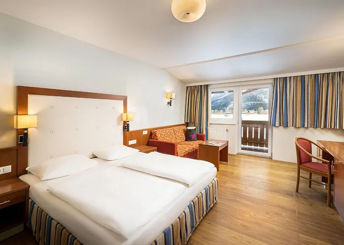 Kuhotel Steinplatte, Trademark Collection By Wyndham Waidring