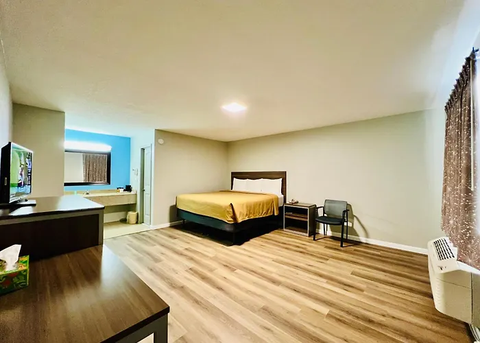 Suite 16 Motel