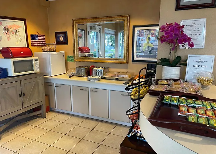 Campus Inn & Suites Eugene Downtown