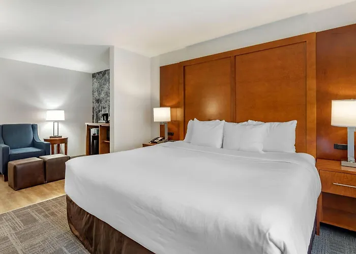 Comfort Suites Golden West On Evergreen Parkway