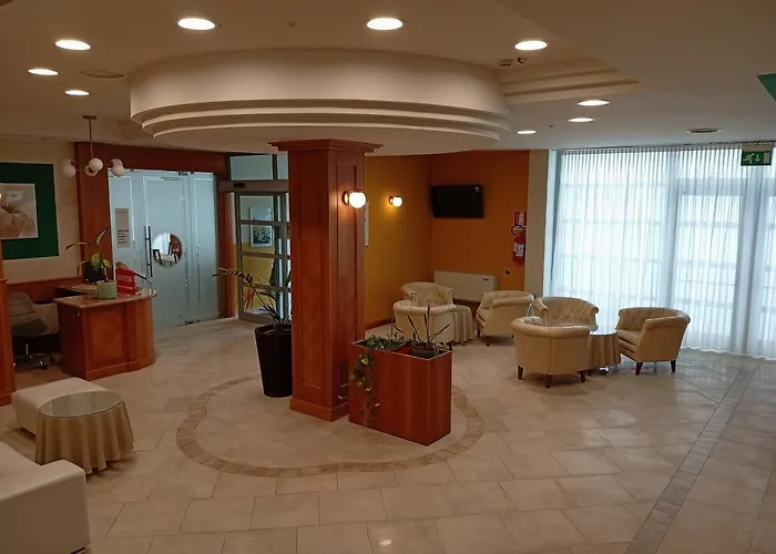 Hotel Motel 2