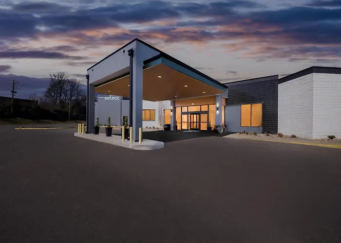 Ramada By Wyndham Statesville