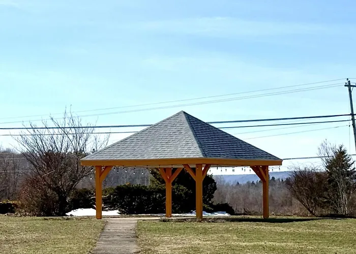 Annapolis Royal Inn & Suites