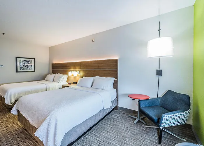 Holiday Inn Express Hotel & Suites Franklin By Ihg