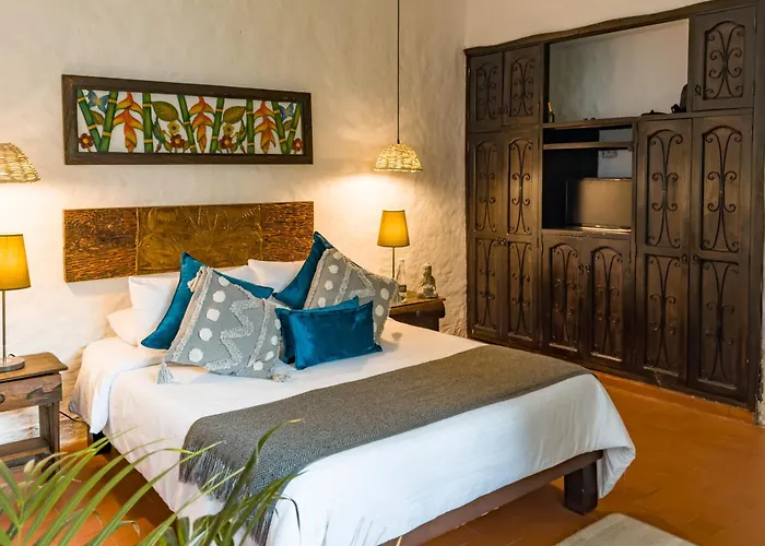 Linaje Salvaje Hotel