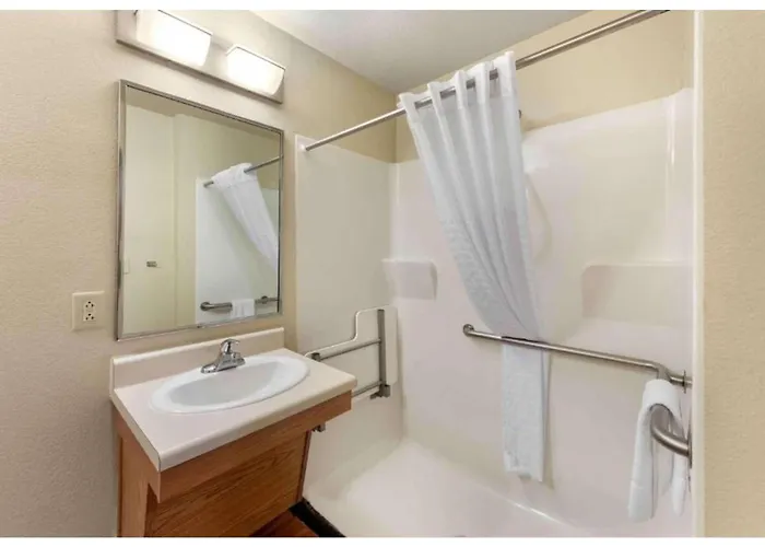 Studio 6 Extended Stay Birmingham Pelham Al