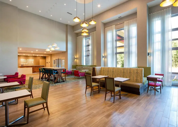 Hampton Inn & Suites Edmonton St. Albert, Ab