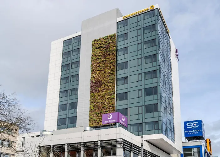 Super 8 By Wyndham Koblenz