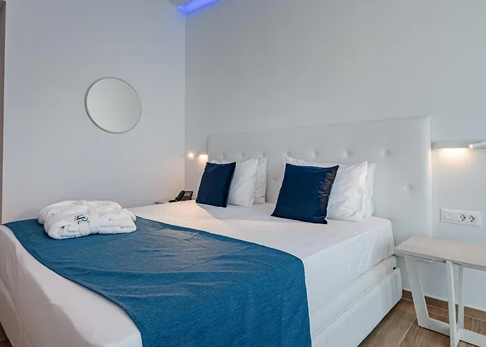 Mirage Bleu Hotel