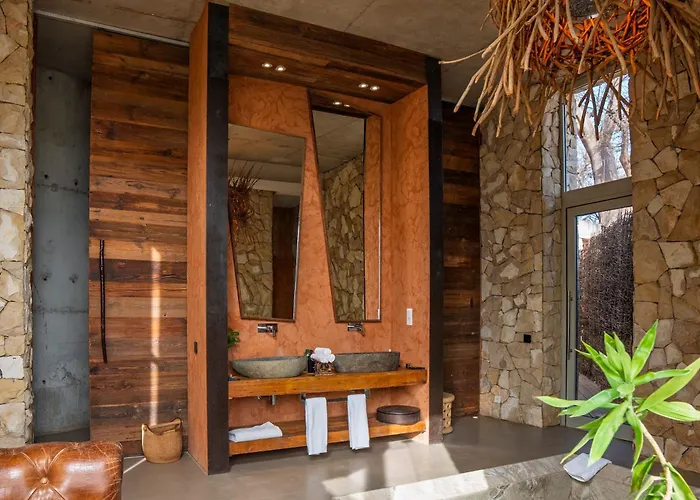 Casa del Toro Luxury Ranch