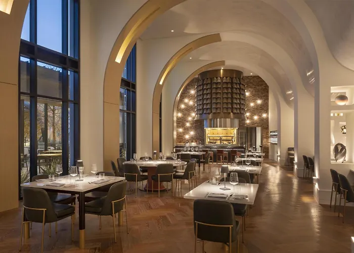 The Monarch San Antonio, Curio Collection By Hilton