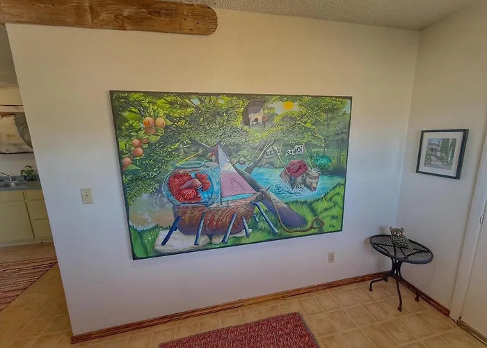Bluff Dog Friendly Hotels