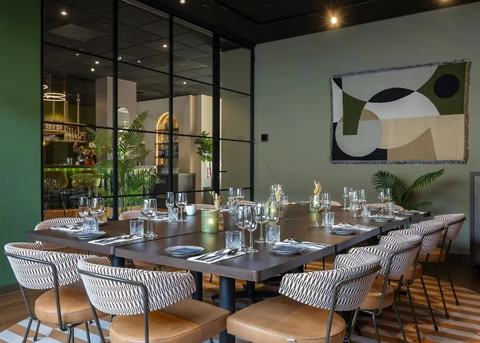 Leonardo Hotel Breda City Center