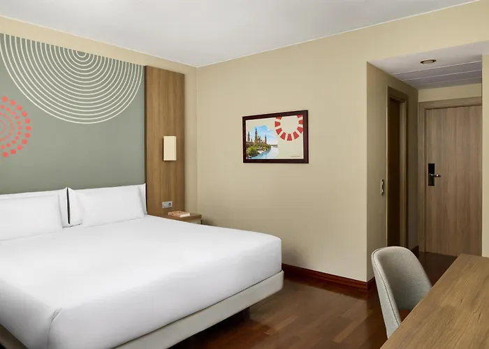 Istay By Nh Zaragoza Sport Hotel