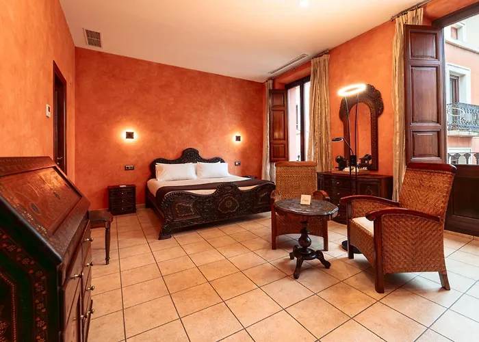 L'Agora Hotel