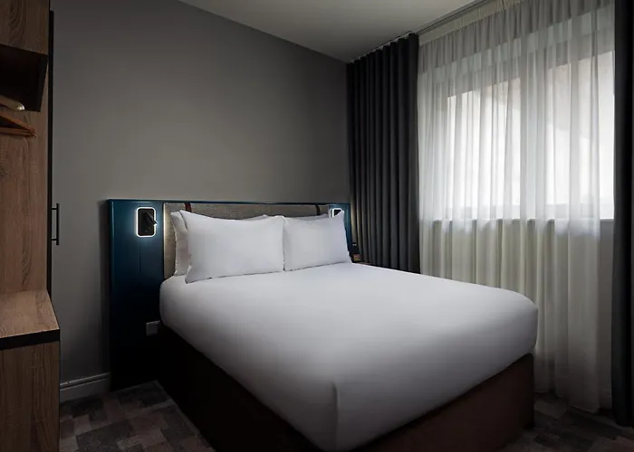 George Limerick Hotel