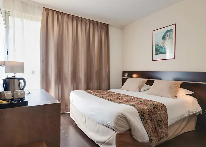 Brit Hotel Golfhotel Saint Samson