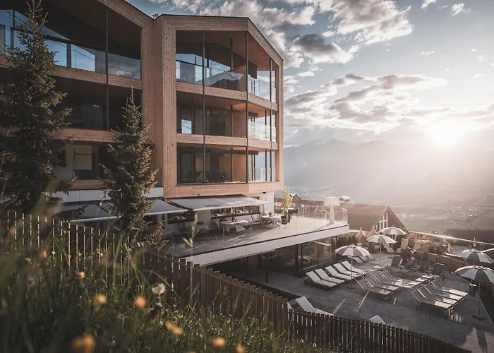 Kronplatz-Resort Berghotel Zirm