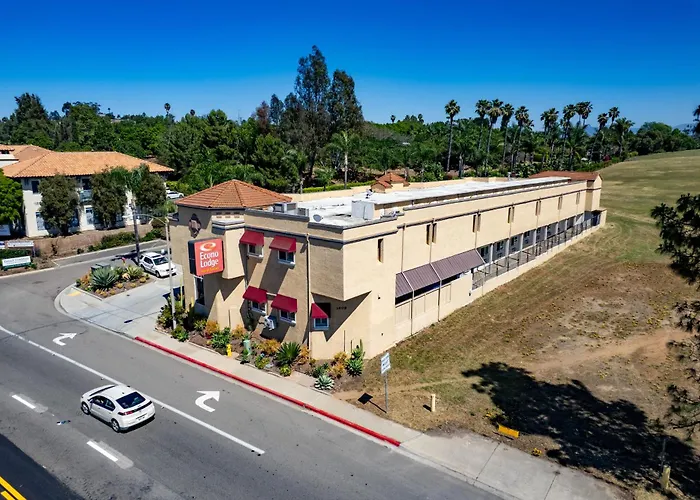 Econo Lodge Inn & Suites Fallbrook Downtown