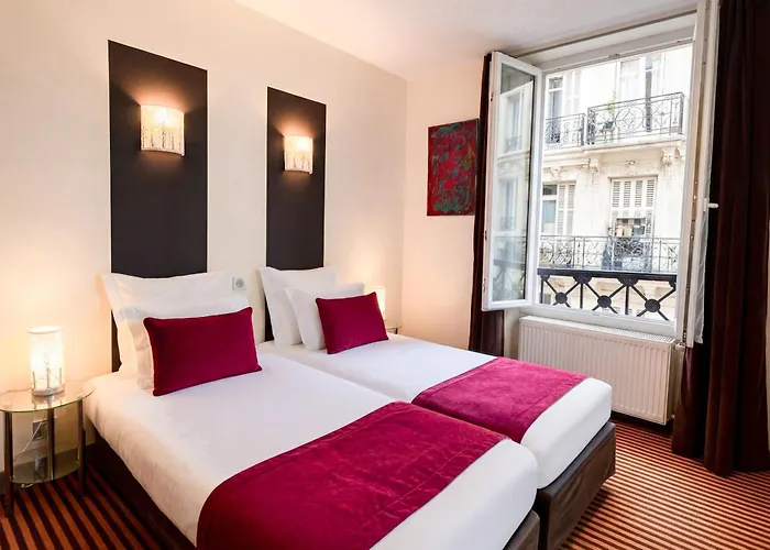Hotel Pax Opera