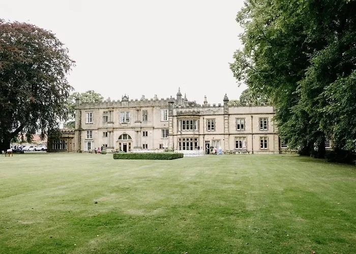 The Old Lodge