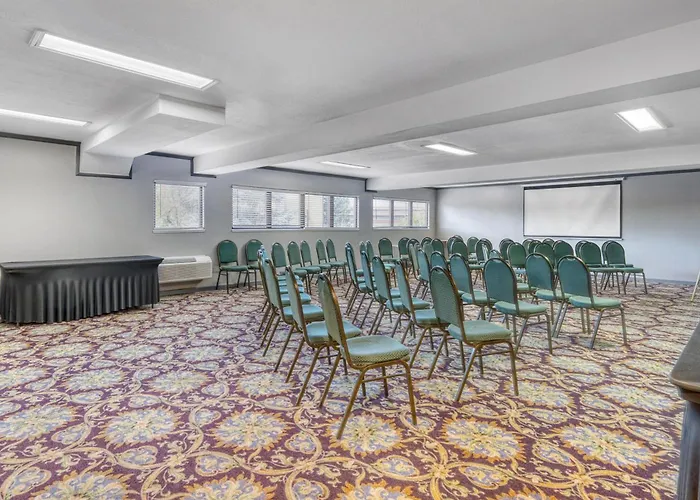 Surestay Plus Hotel By Best Western Reno Airport