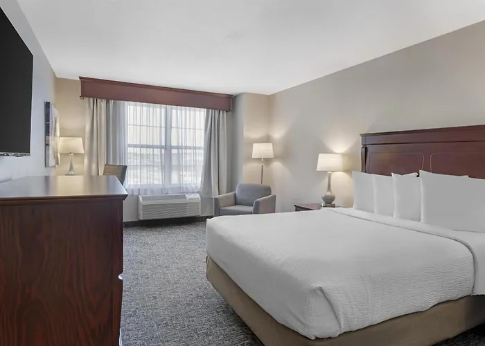 Best Western Plus Grand-Sault Hotel & Suites