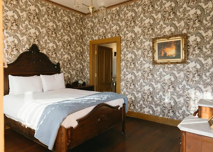 Cosmopolitan Hotel