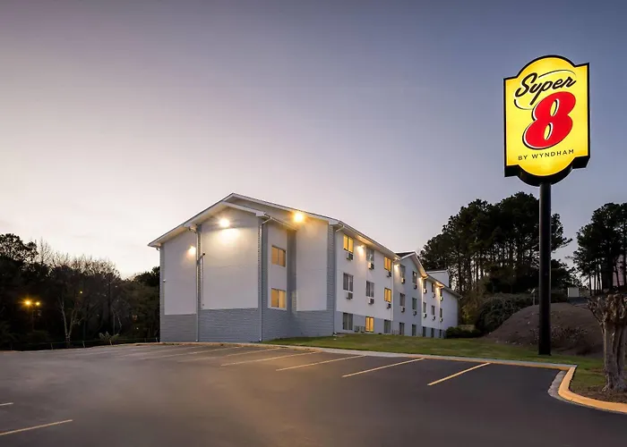 Super 8 By Wyndham Homewood Birmingham Area
