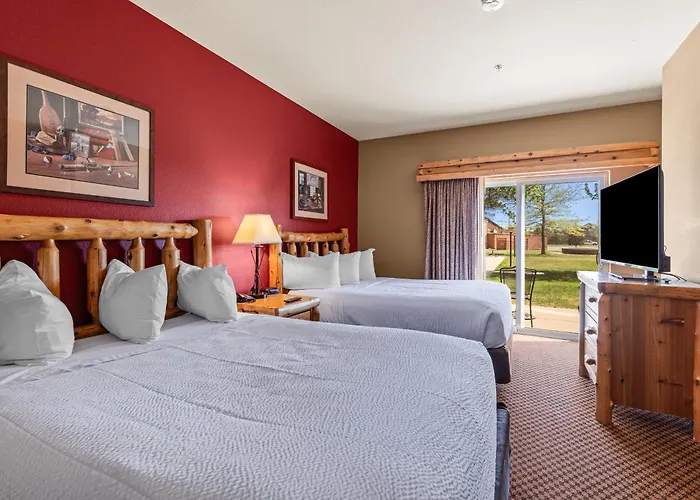 The Lodge At Brainerd Lakes, Trademark Collection By Wyndham Baxter