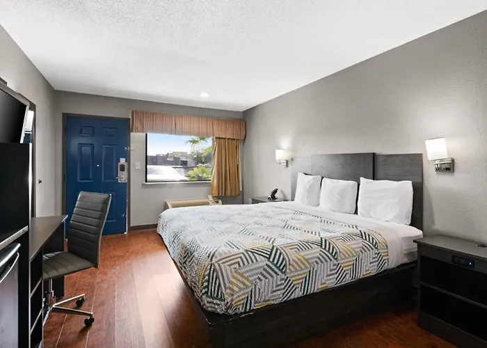 Motel 6 Prattville Al
